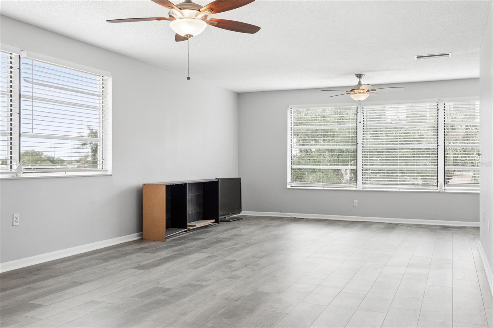 5501 80th Unit 402, St Petersburg, FL 33709