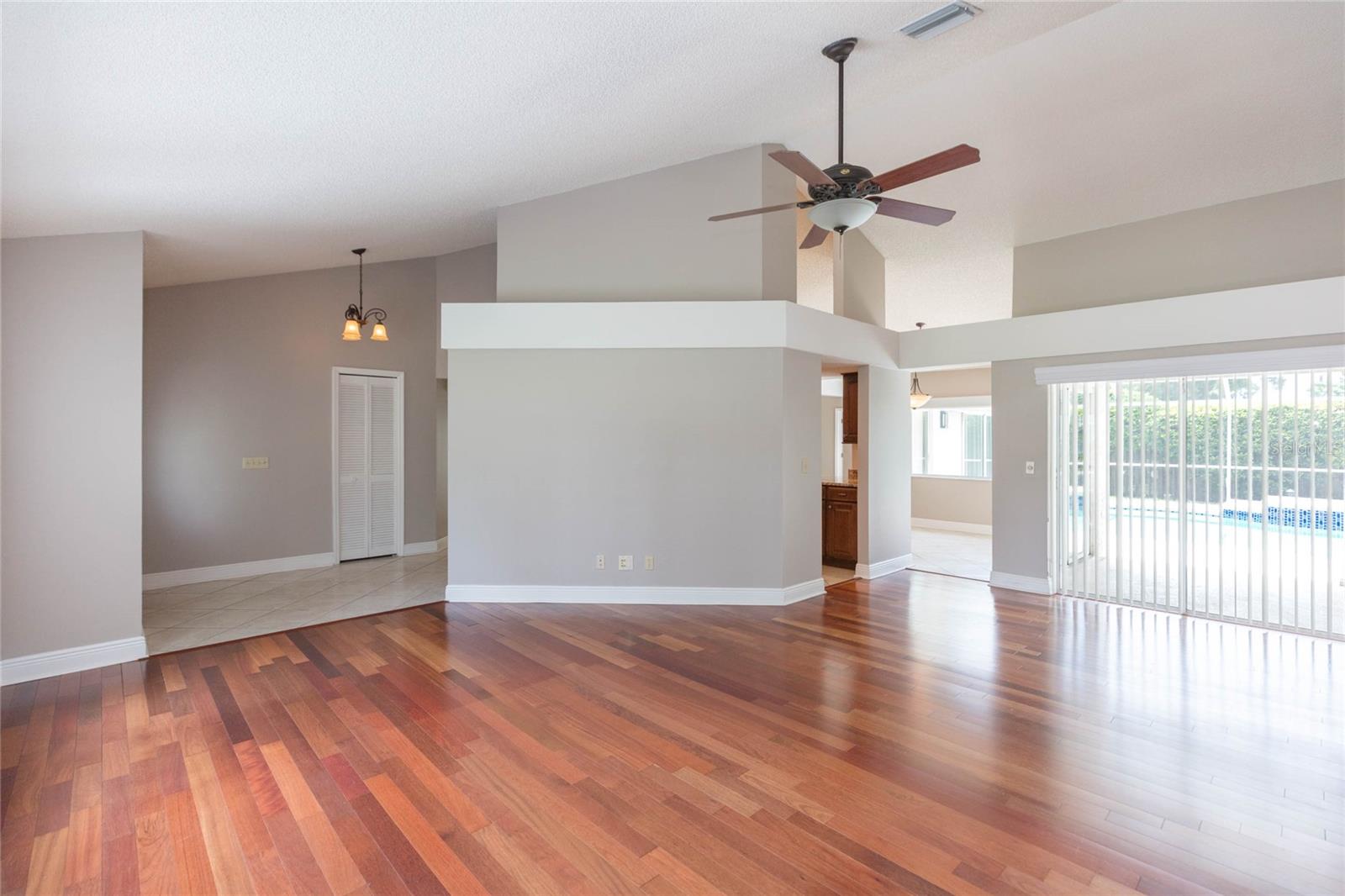 1405 Oxfordshire, Brandon, FL 33510