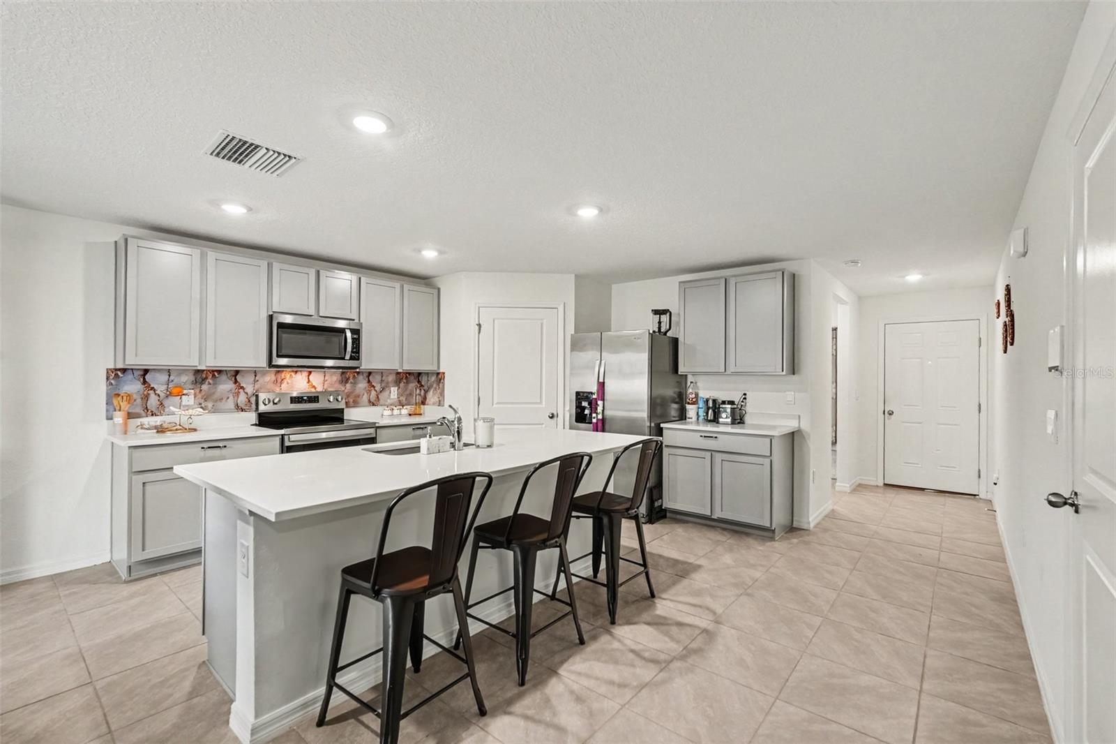 3601 Capital Reserve, Plant City, FL 33565