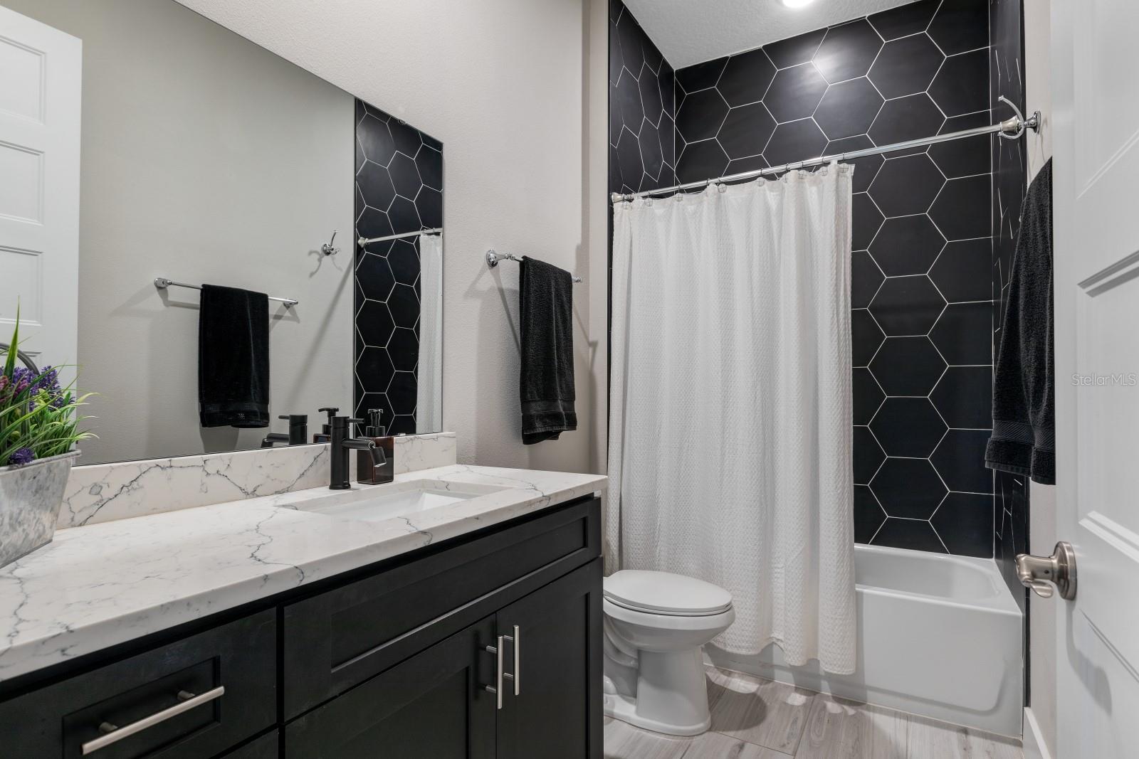 25962 High Hampton, Sorrento, FL 32776