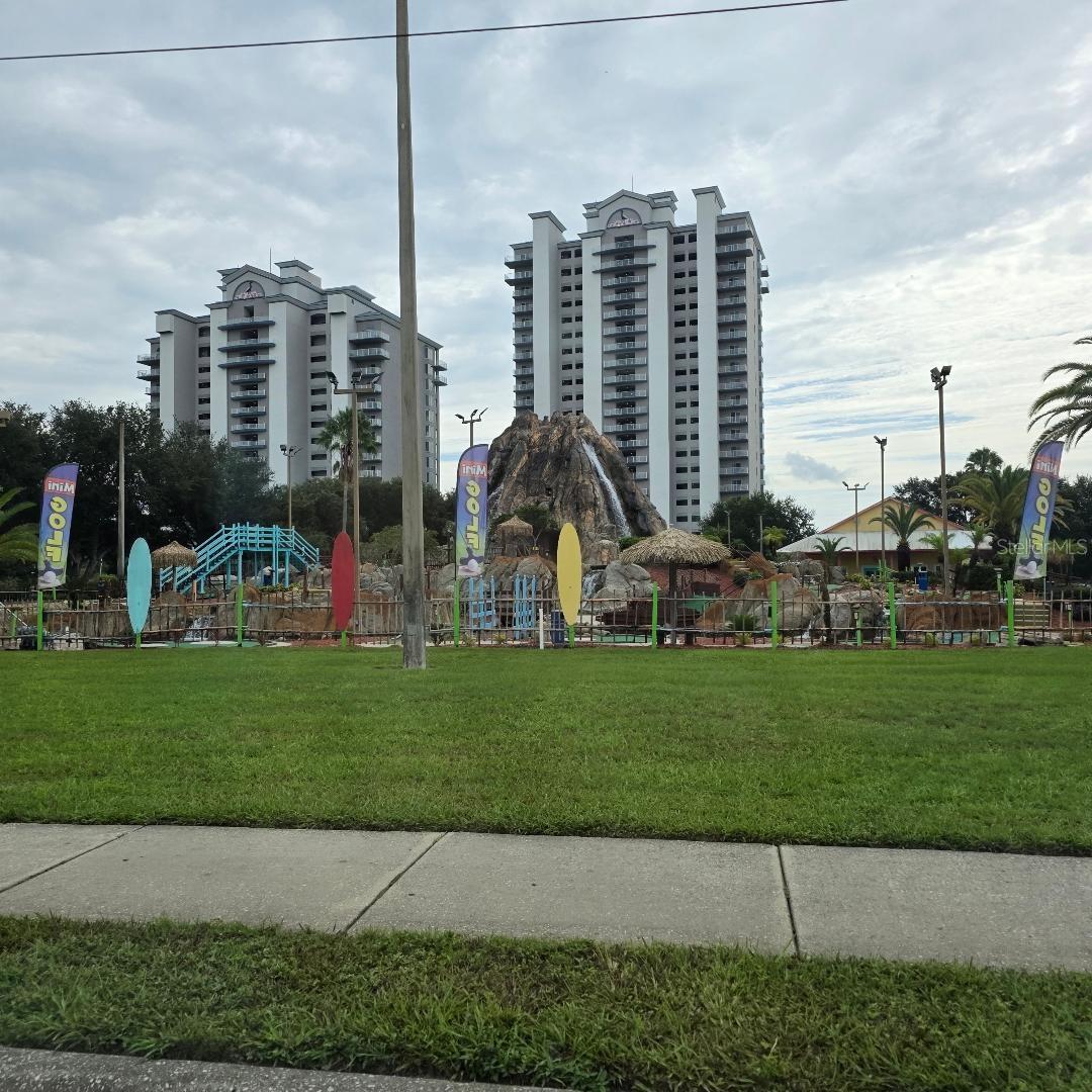 13415 Blue Heron Beach Unit 609, Orlando, FL 32821