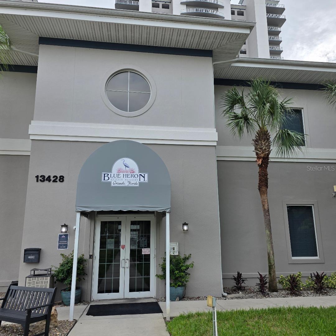 13415 Blue Heron Beach Unit 609, Orlando, FL 32821