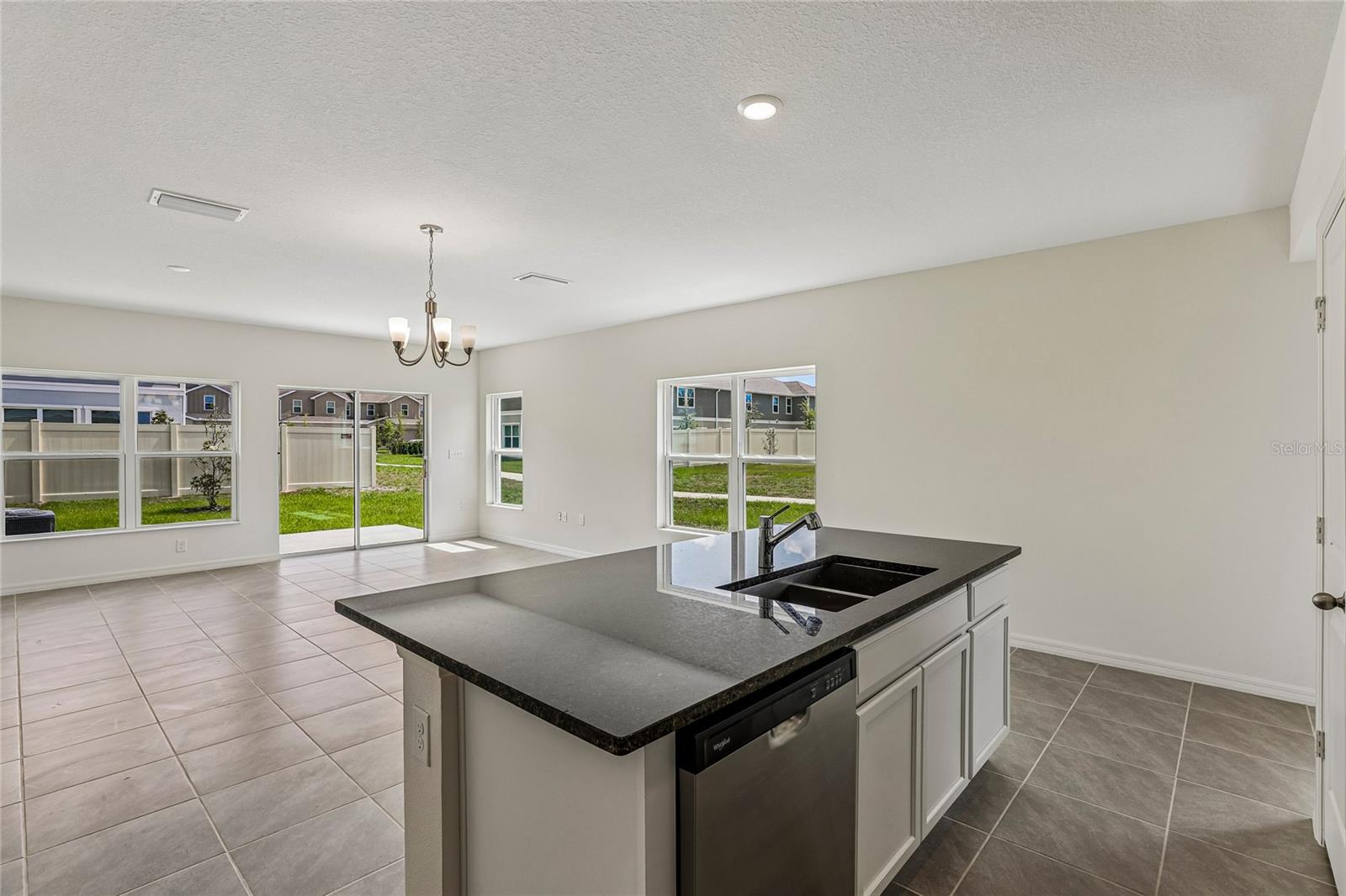 679 Meadows Edge, Lake Wales, FL 33859