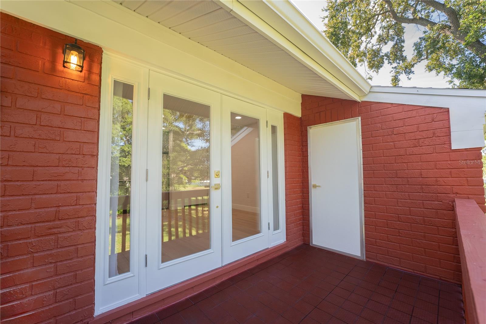 8210 12th Unit G, St Petersburg, FL 33702