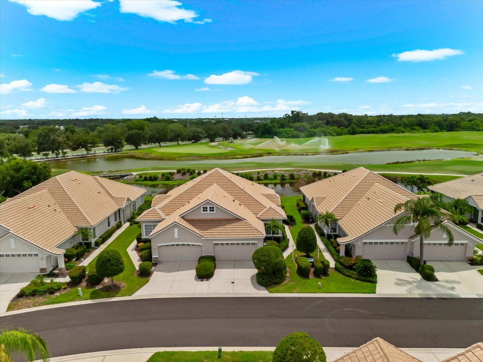 6942 Woodmore, Lakewood Ranch, FL 34202