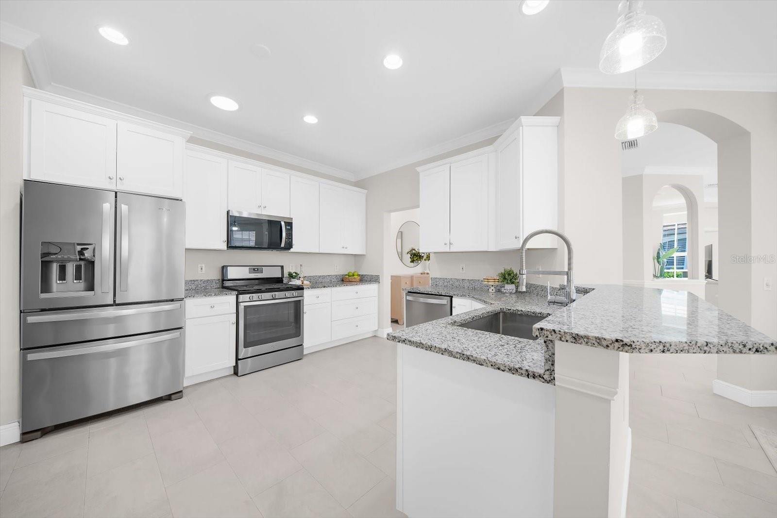 6942 Woodmore, Lakewood Ranch, FL 34202