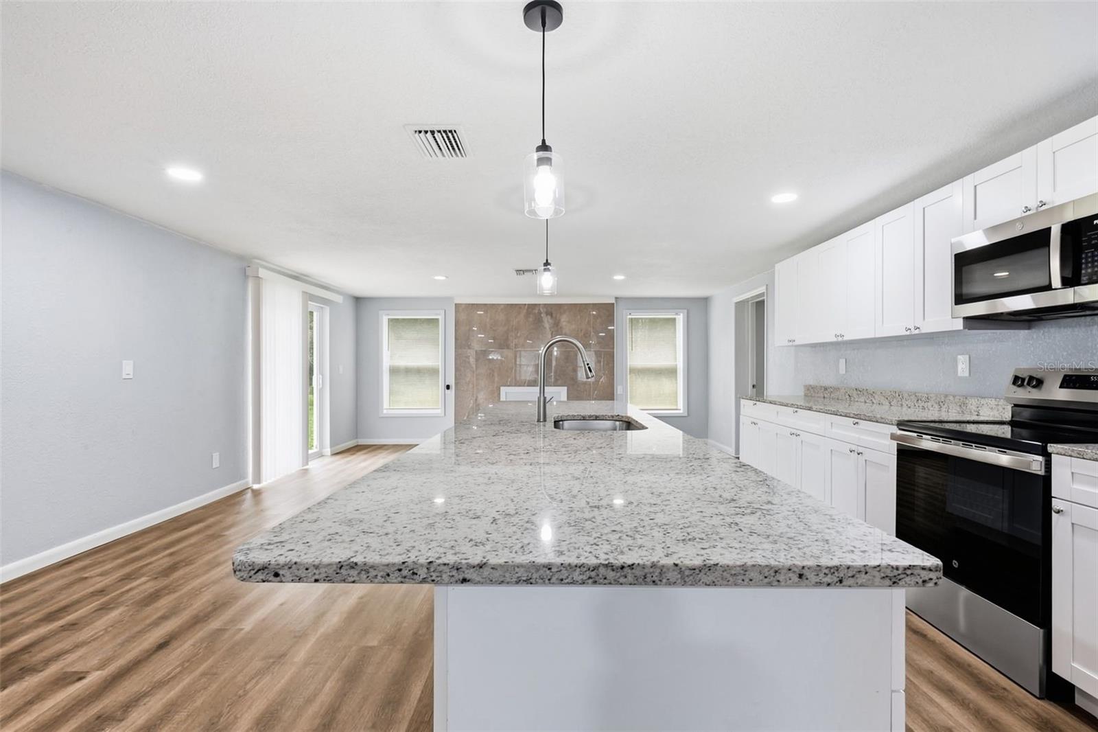 8531 Horizon, Hudson, FL 34667