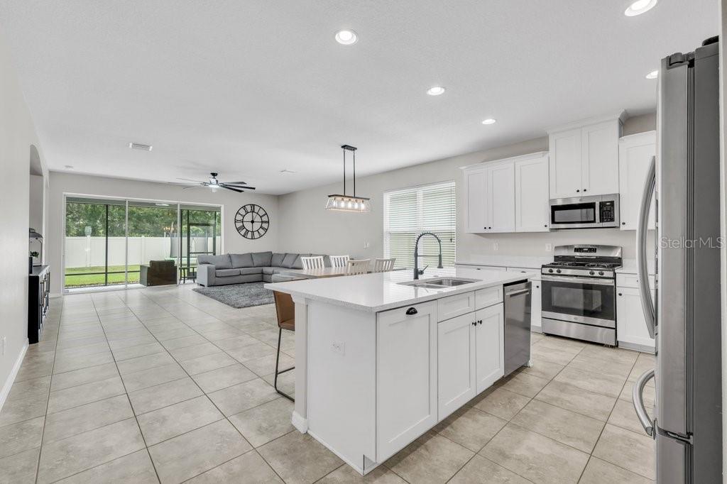 17651 Bright Wheat, Lithia, FL 33547