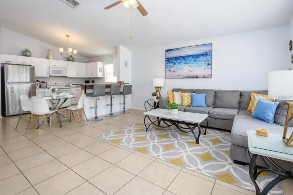 160 Bloomingdale, Davenport, FL 33897