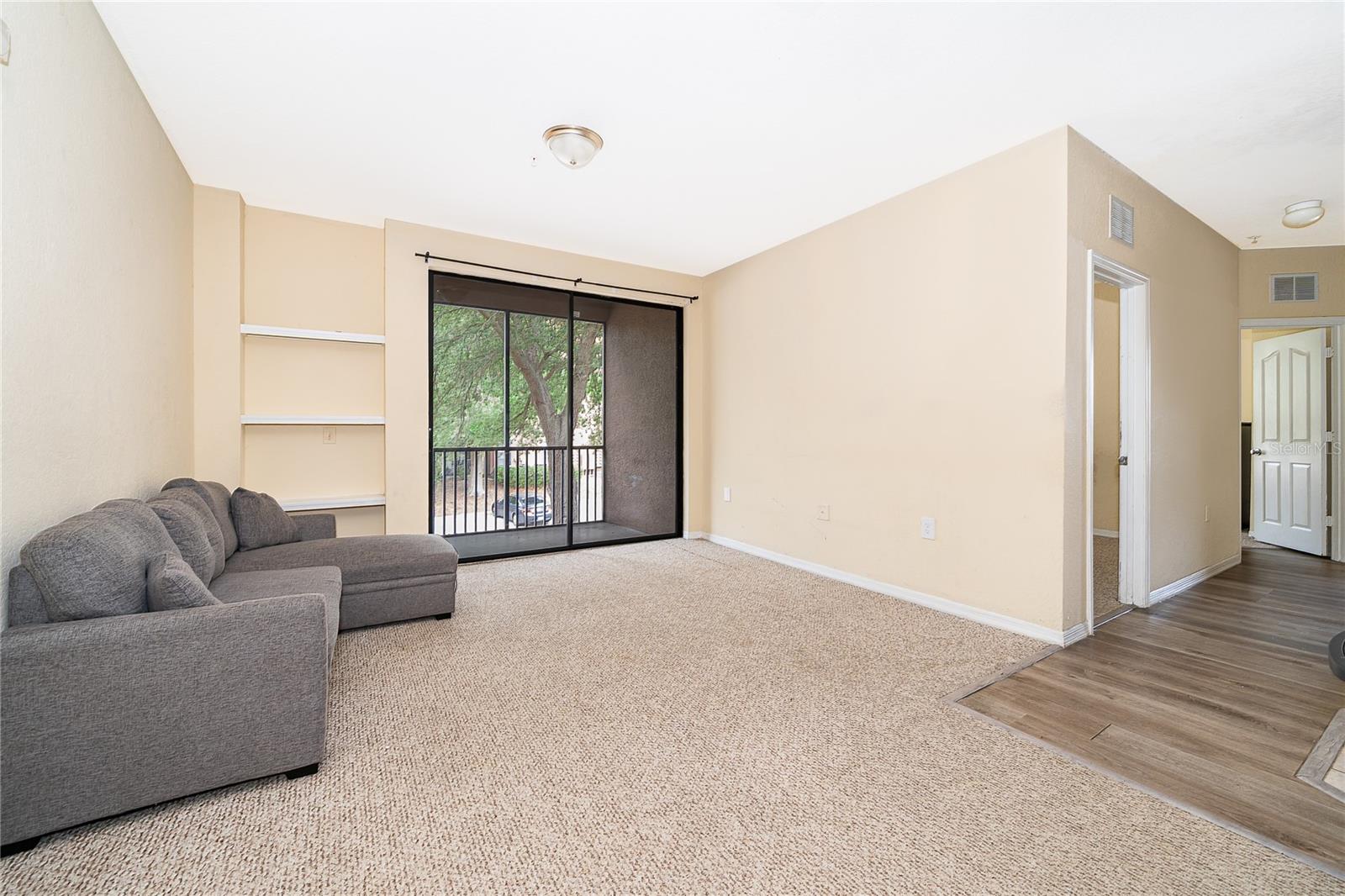 6141 Metrowest Unit 201, Orlando, FL 32835