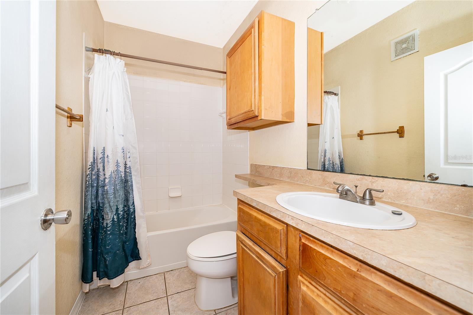 6141 Metrowest Unit 201, Orlando, FL 32835
