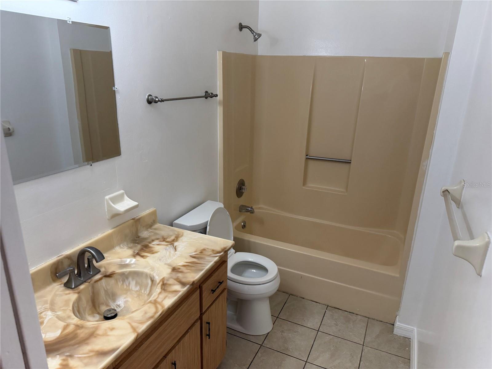 11 Pine Circle, Ocala, FL 34472