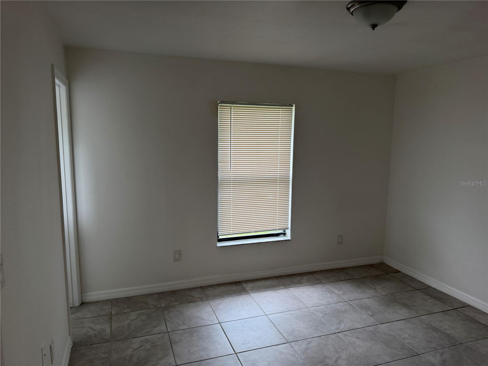 11 Pine Circle, Ocala, FL 34472