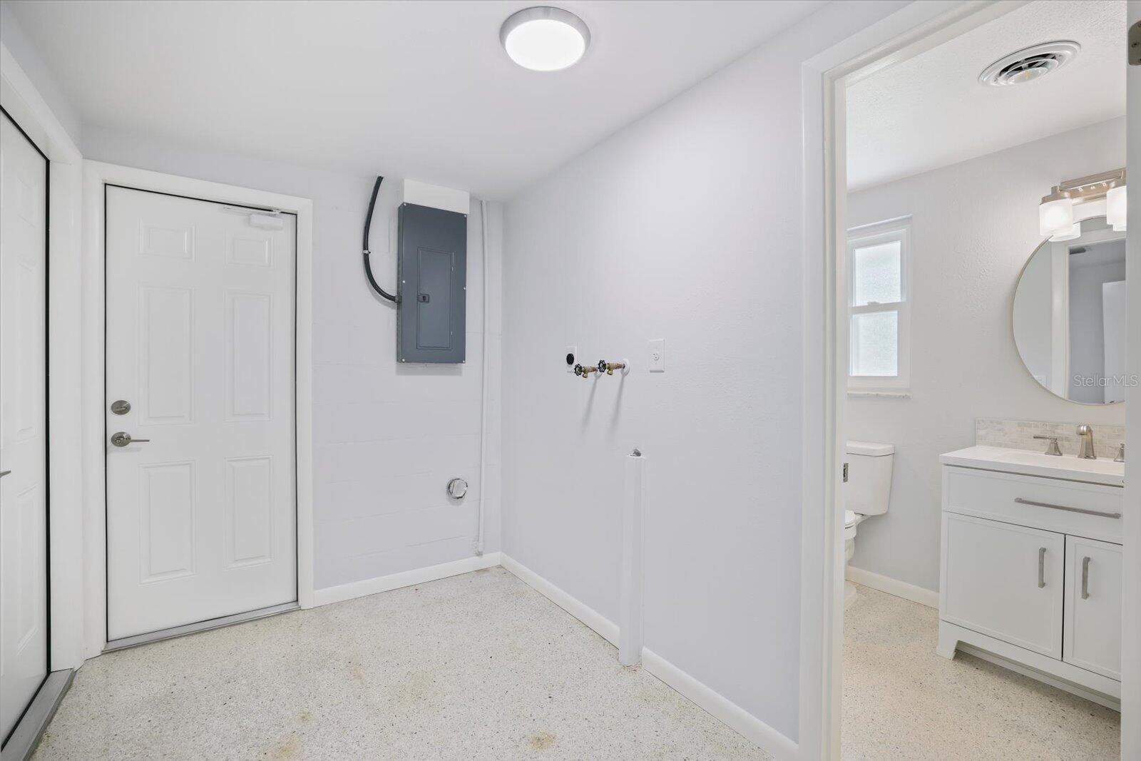3485 Roslyn, Venice, FL 34293