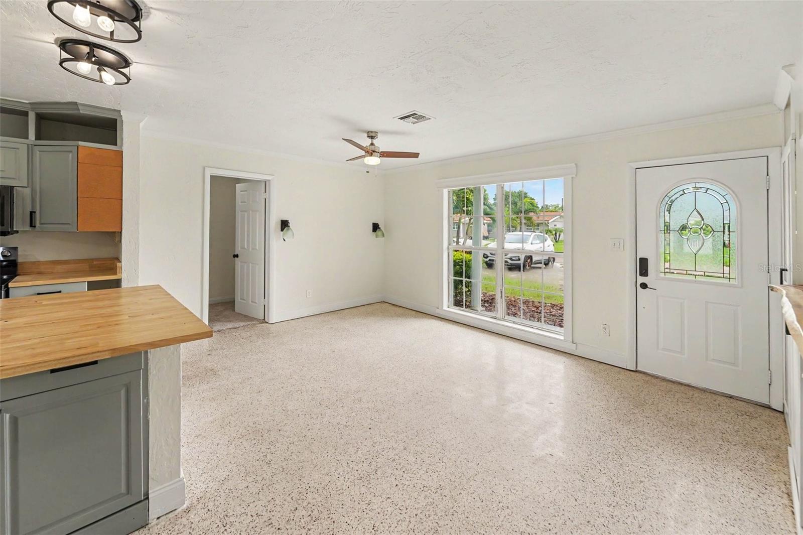 766 41st, St Petersburg, FL 33703