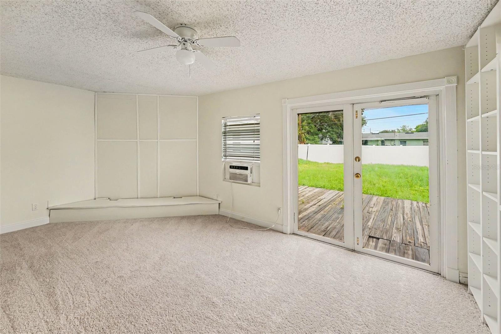 766 41st, St Petersburg, FL 33703