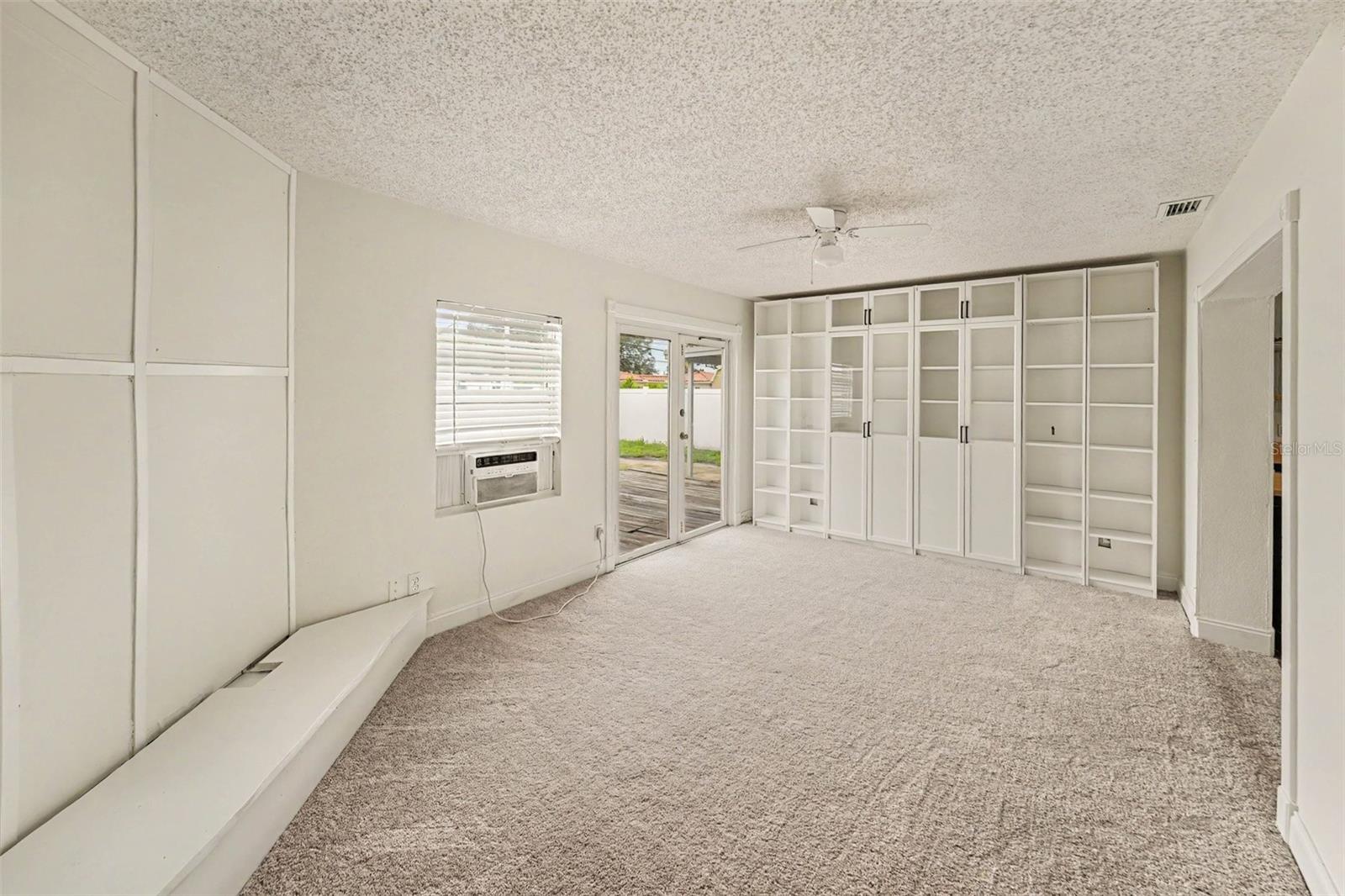 766 41st, St Petersburg, FL 33703