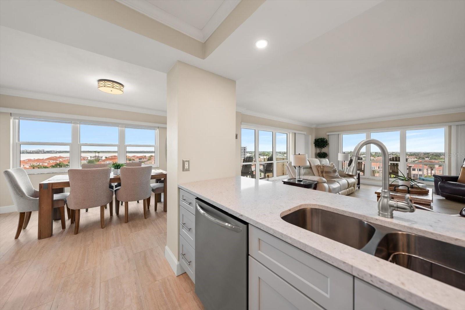 1621 Gulf Unit 607, Clearwater Beach, FL 33767