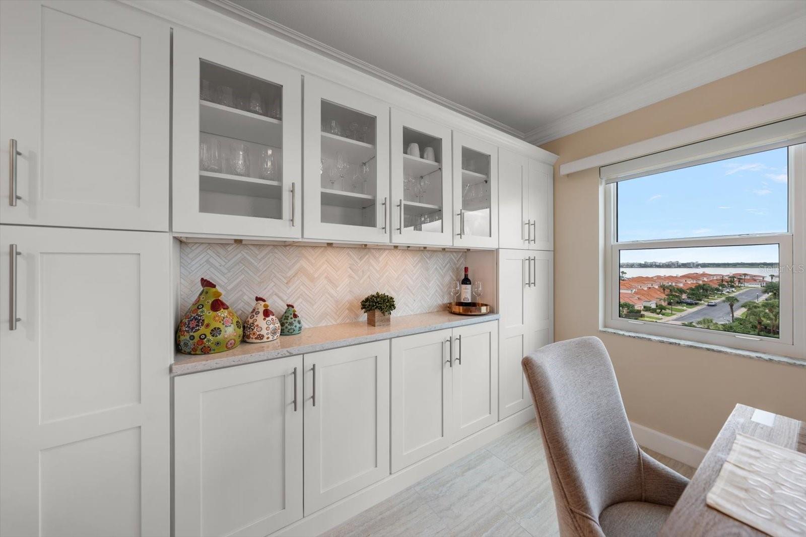 1621 Gulf Unit 607, Clearwater Beach, FL 33767