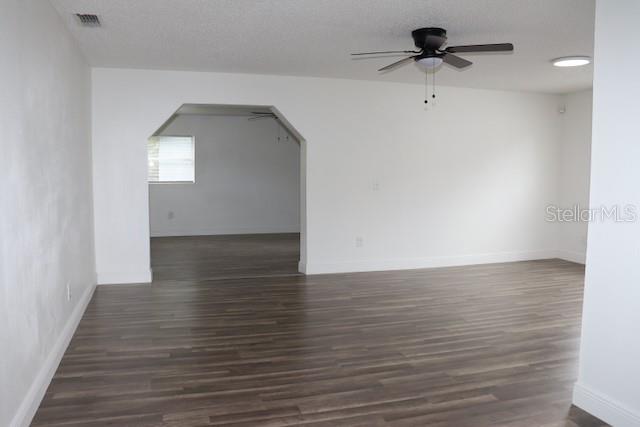 2113 La Due, Orlando, FL 32811
