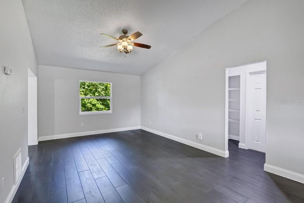 156 Lake, Orlando, FL 32835