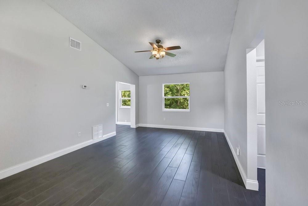 156 Lake, Orlando, FL 32835