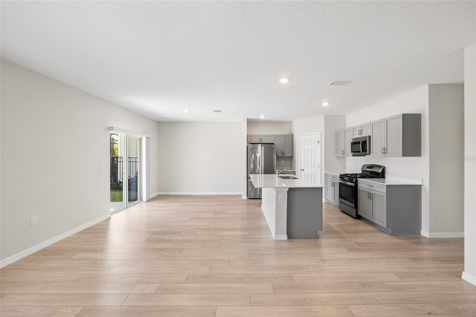 14886 Summer Branch, Lithia, FL 33547