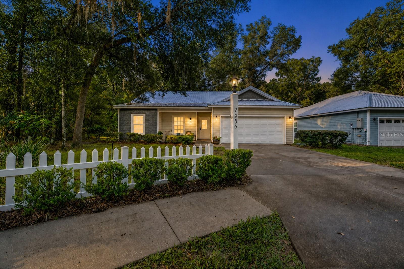 7250 Cardinal, Fanning Springs, FL 32693