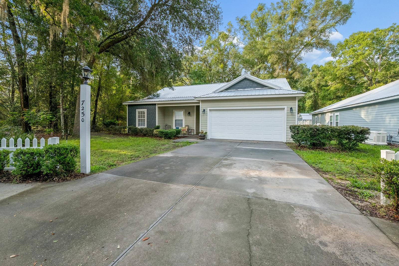 7250 Cardinal, Fanning Springs, FL 32693