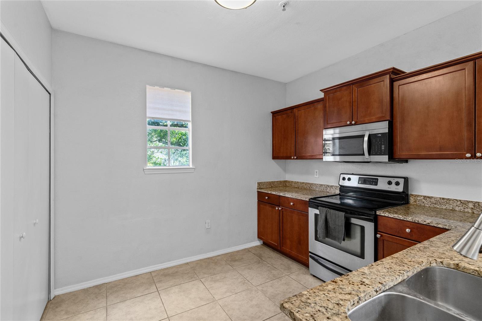 114 Vista Verdi Unit 216, Lake Mary, FL 32746