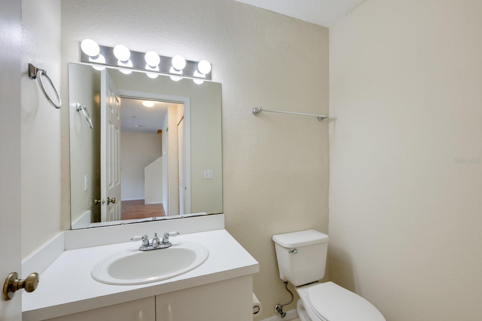 850 Tamiami Unit 325, Sarasota, FL 34236