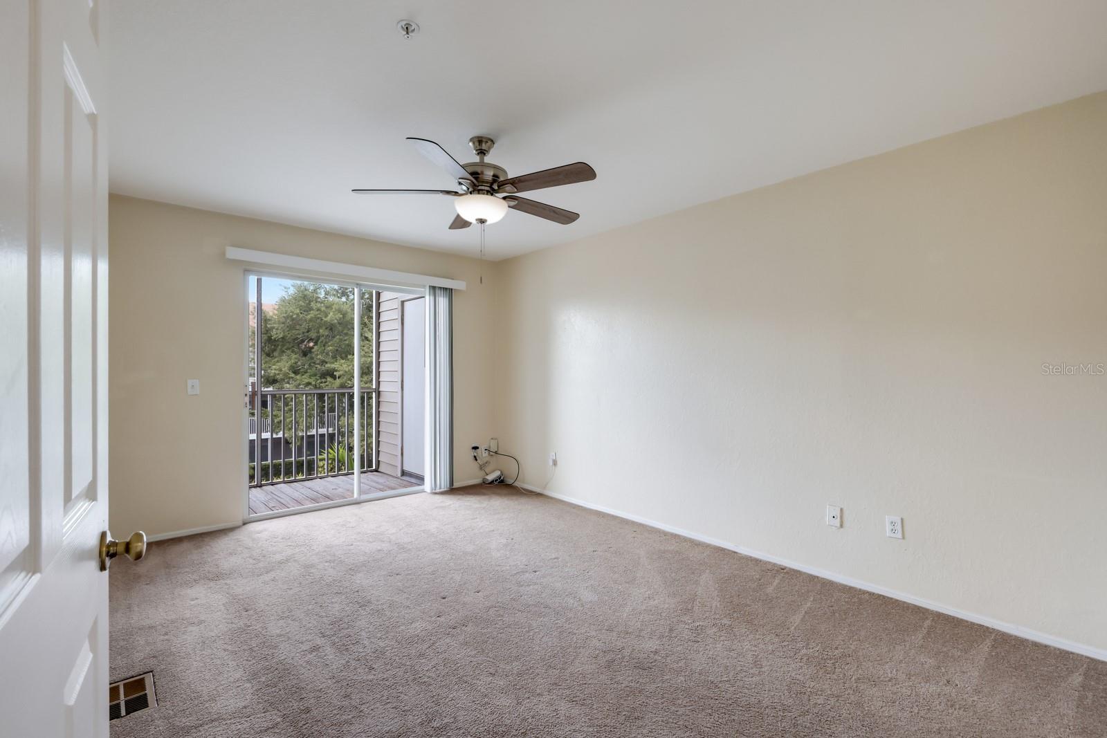 850 Tamiami Unit 325, Sarasota, FL 34236