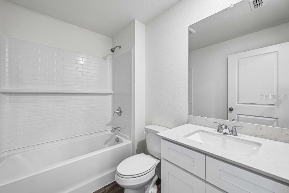 1907 Nuremberg, Punta Gorda, FL 33983