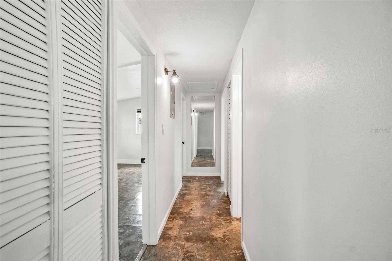 9216 Robson, Tampa, FL 33615