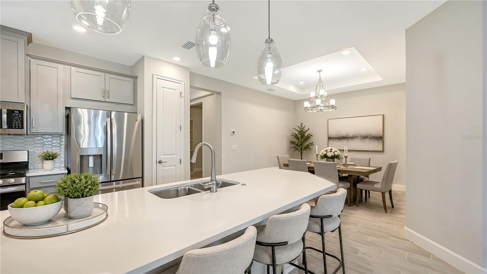 6066 Mesa, Bradenton, FL 34203
