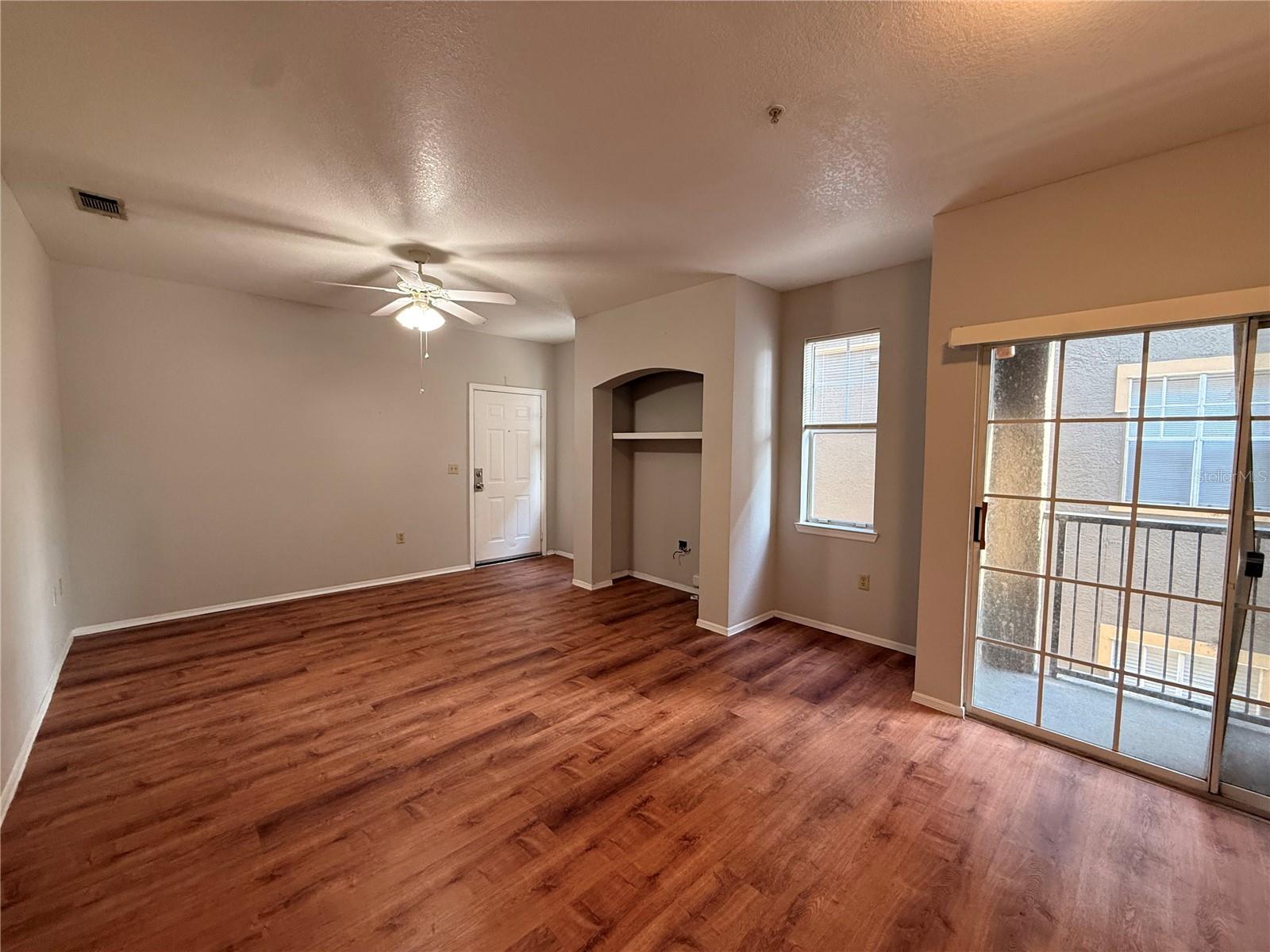 102 Vista Verdi Unit 212, Lake Mary, FL 32746