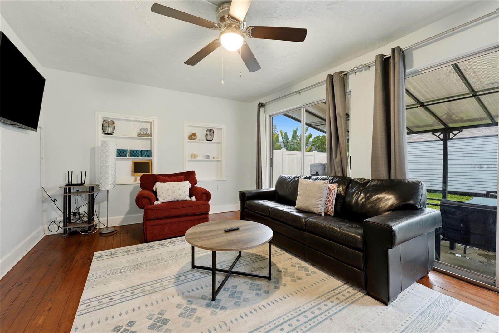 3052 Alta Vista St, Sarasota, FL 34237