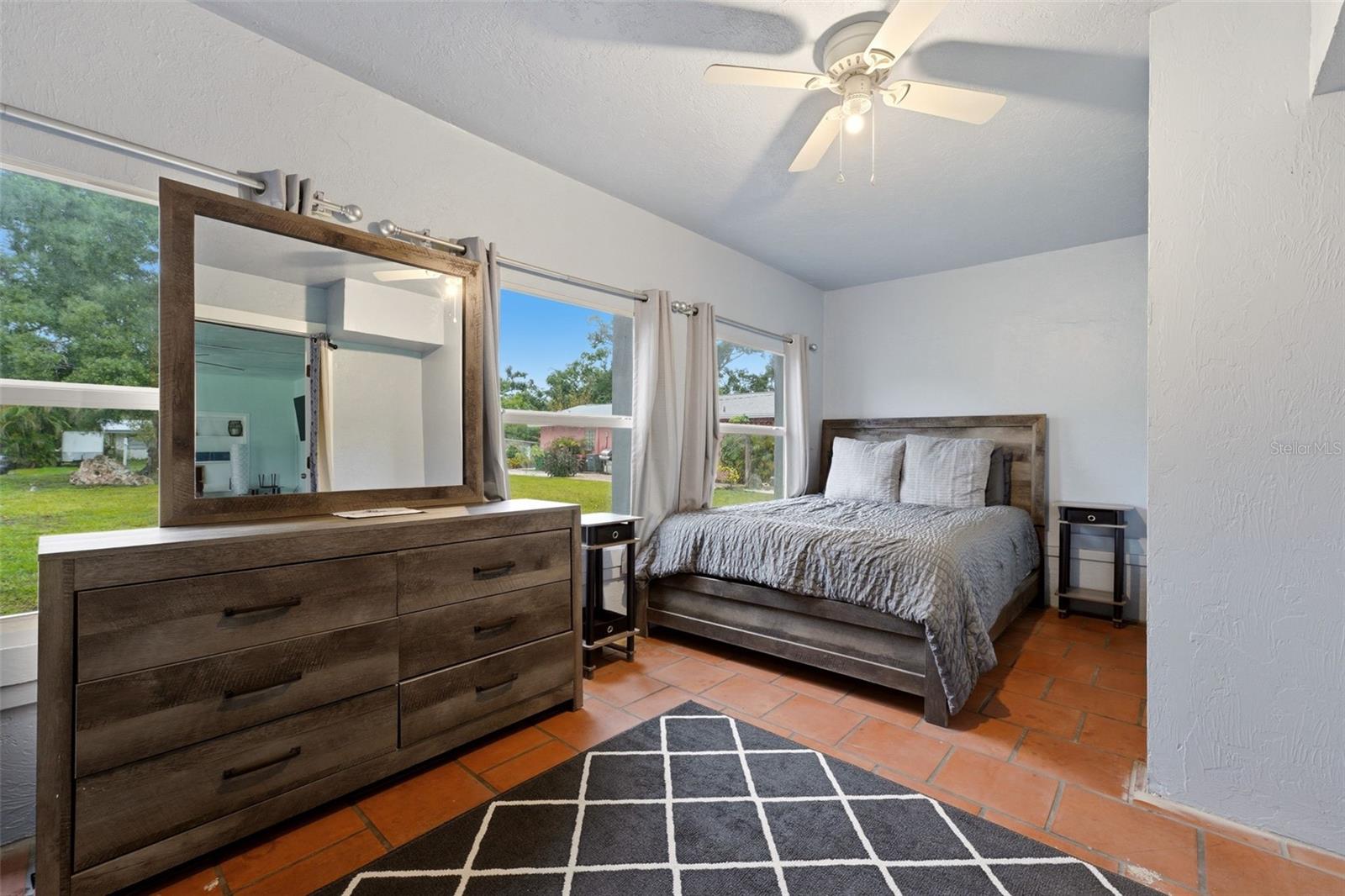 3052 Alta Vista St, Sarasota, FL 34237