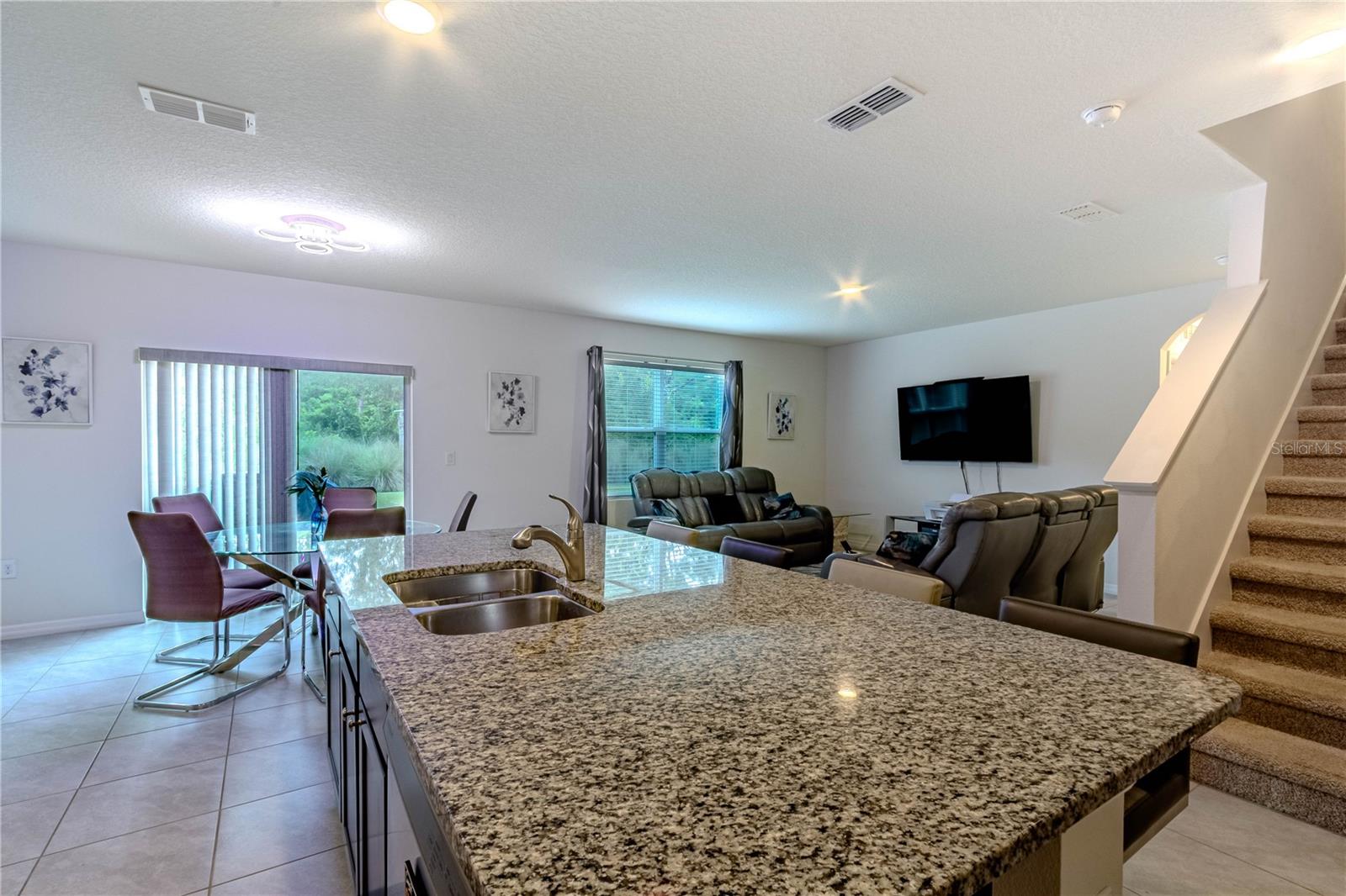 247 Lazio, Debary, FL 32713