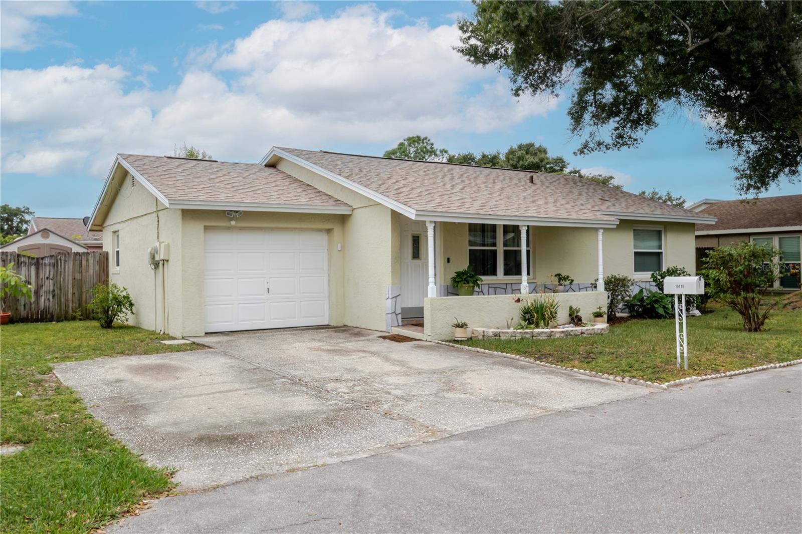 10118 Hunters Point, Tampa, FL 33615