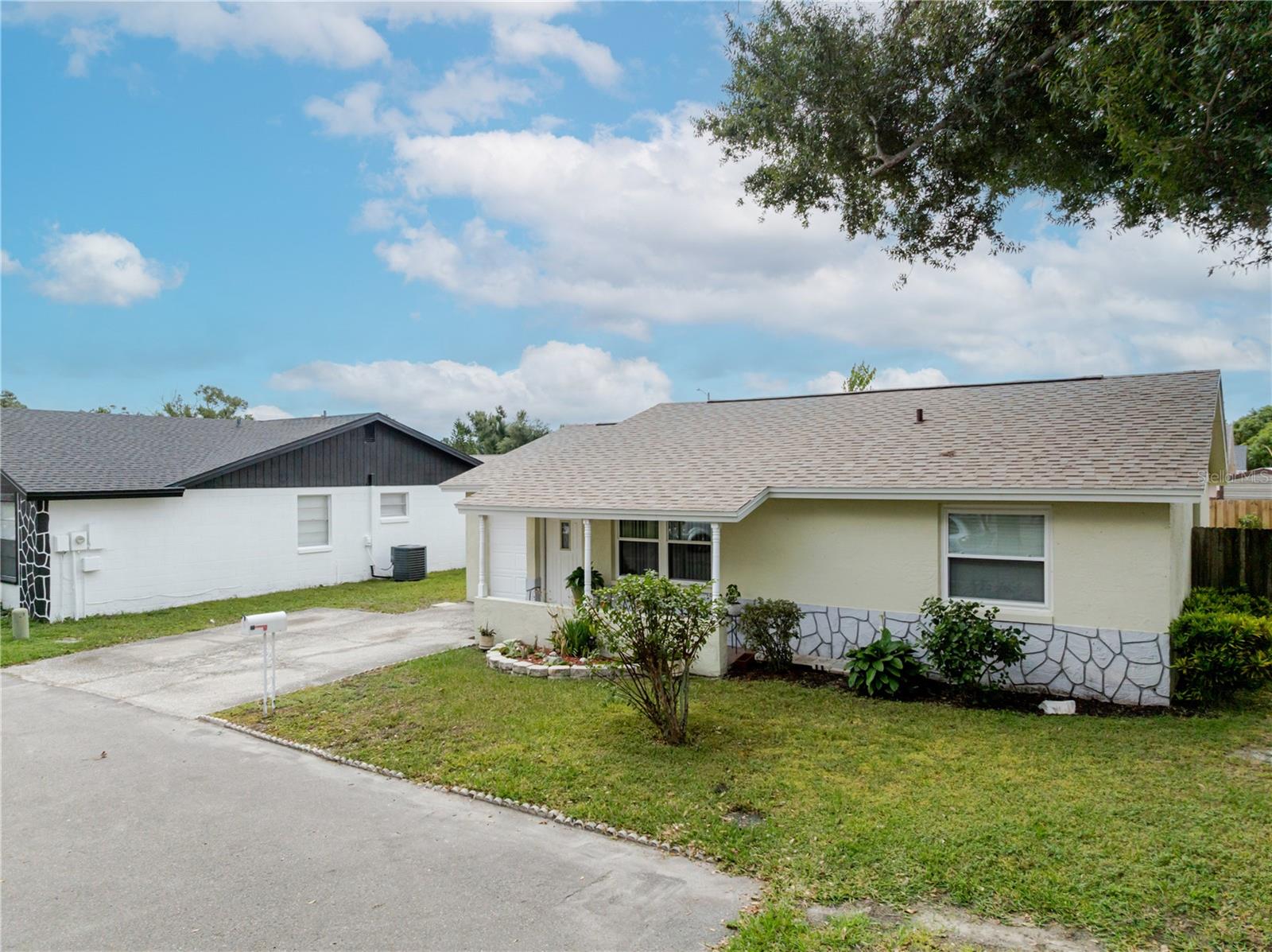 10118 Hunters Point, Tampa, FL 33615