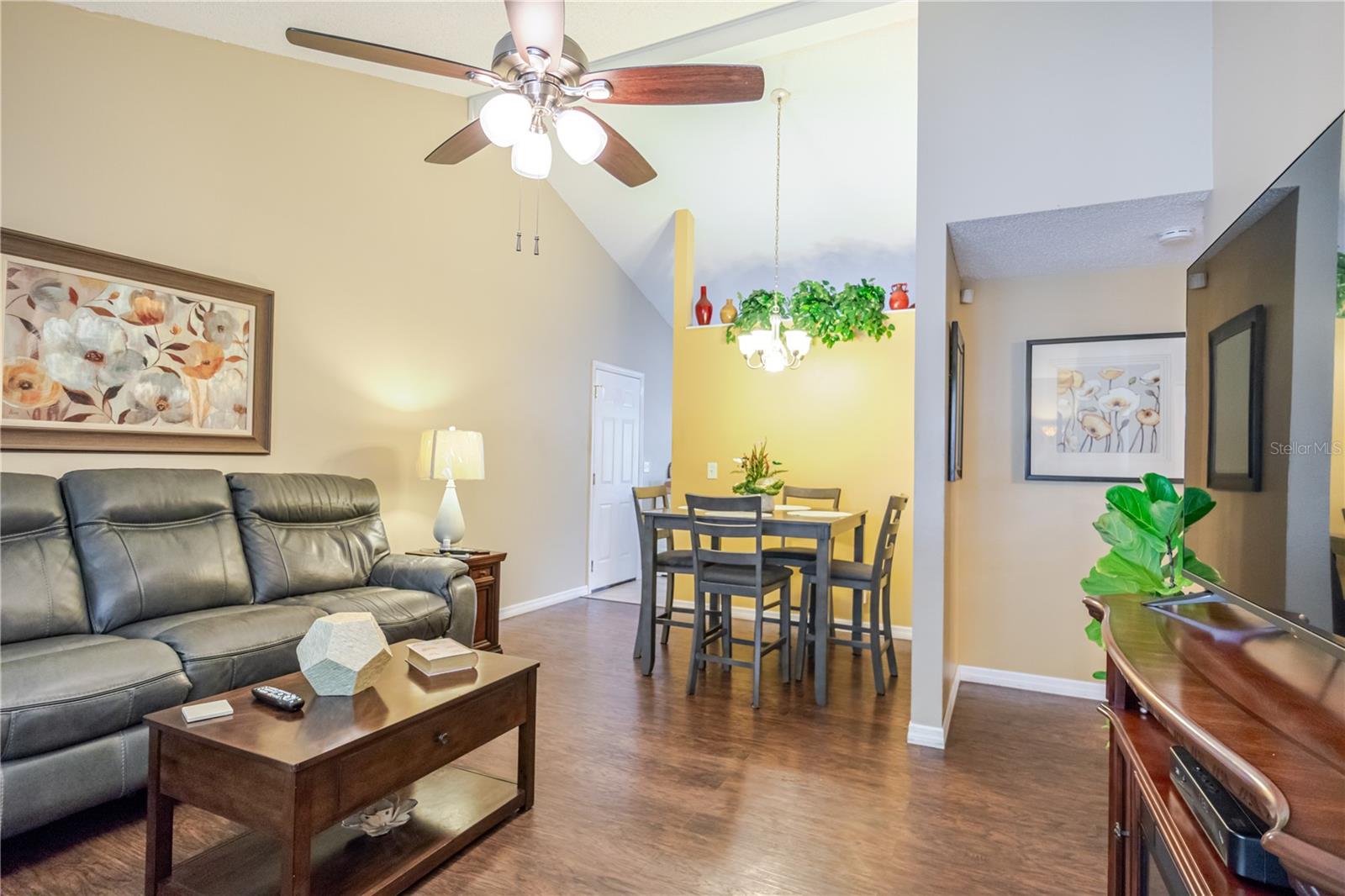 10118 Hunters Point, Tampa, FL 33615
