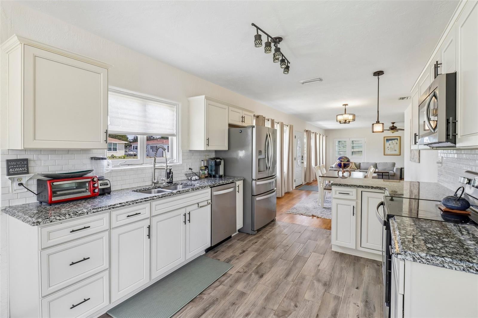 300 Revilo, Daytona Beach, FL 32118