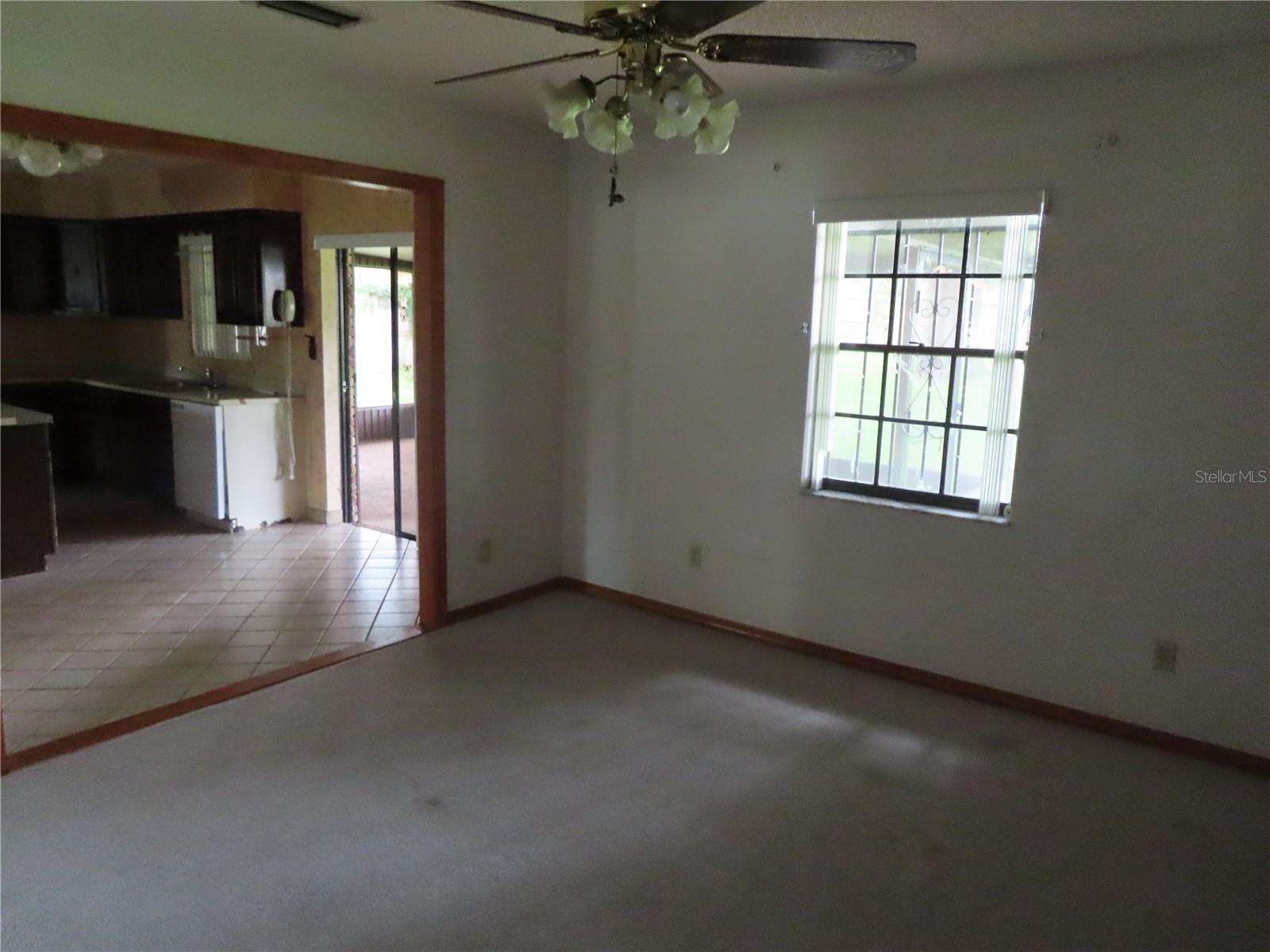 2016 Amesbury, Auburndale, FL 33823