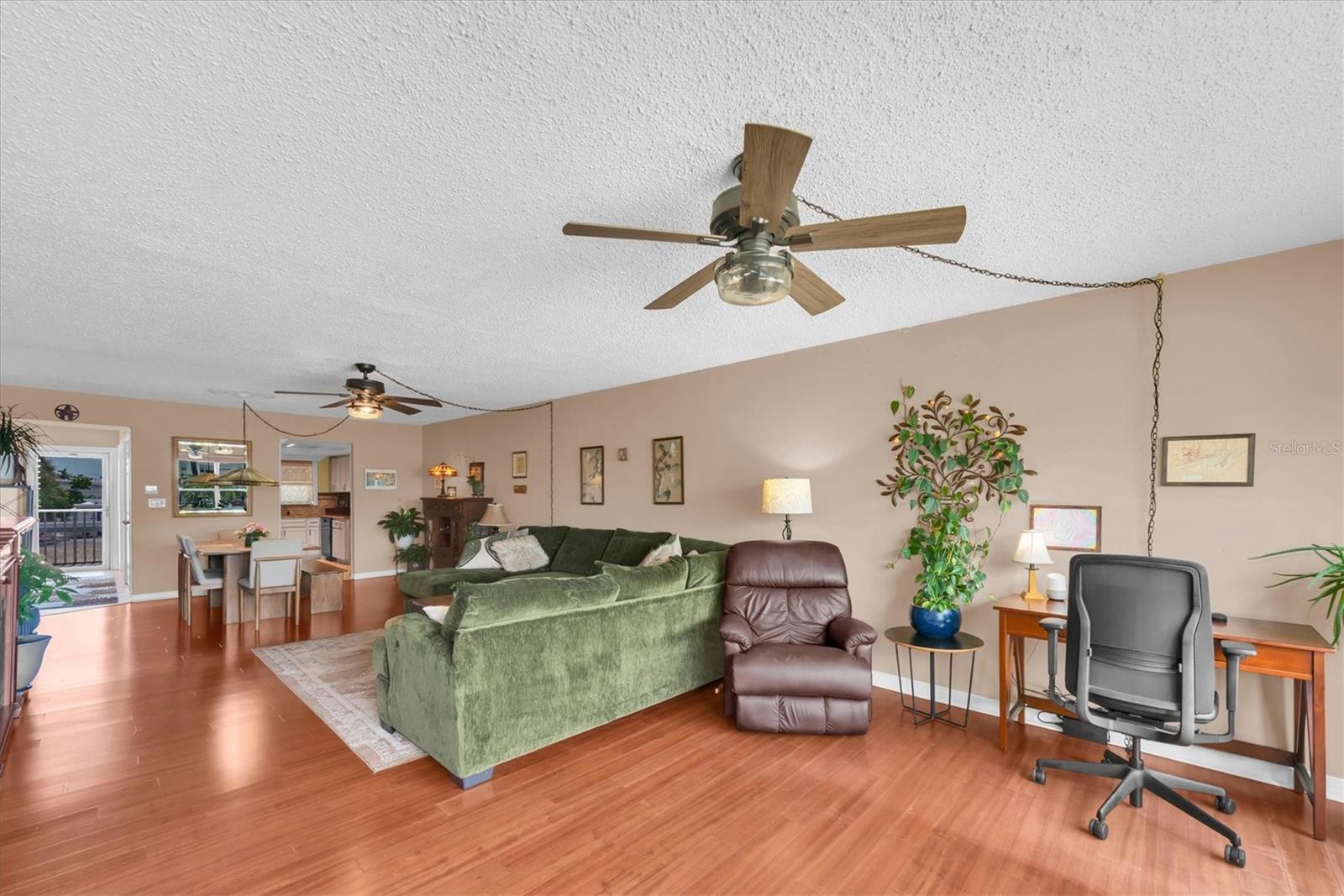 6363 Gulf Winds Unit 233, St Petersburg, FL 33706