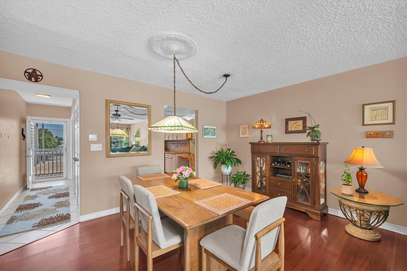 6363 Gulf Winds Unit 233, St Petersburg, FL 33706