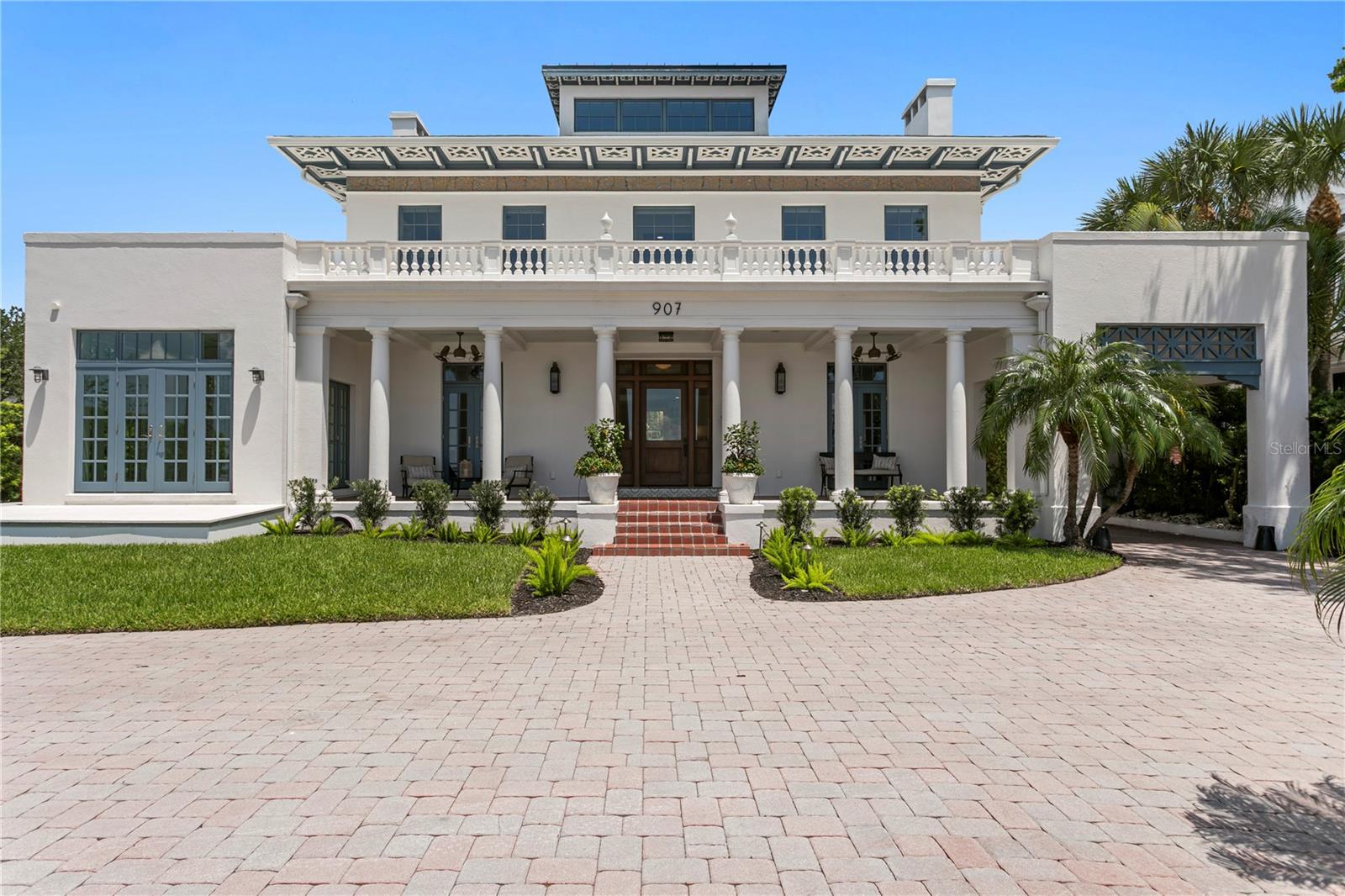 907 Bayshore, Tampa, FL 33606