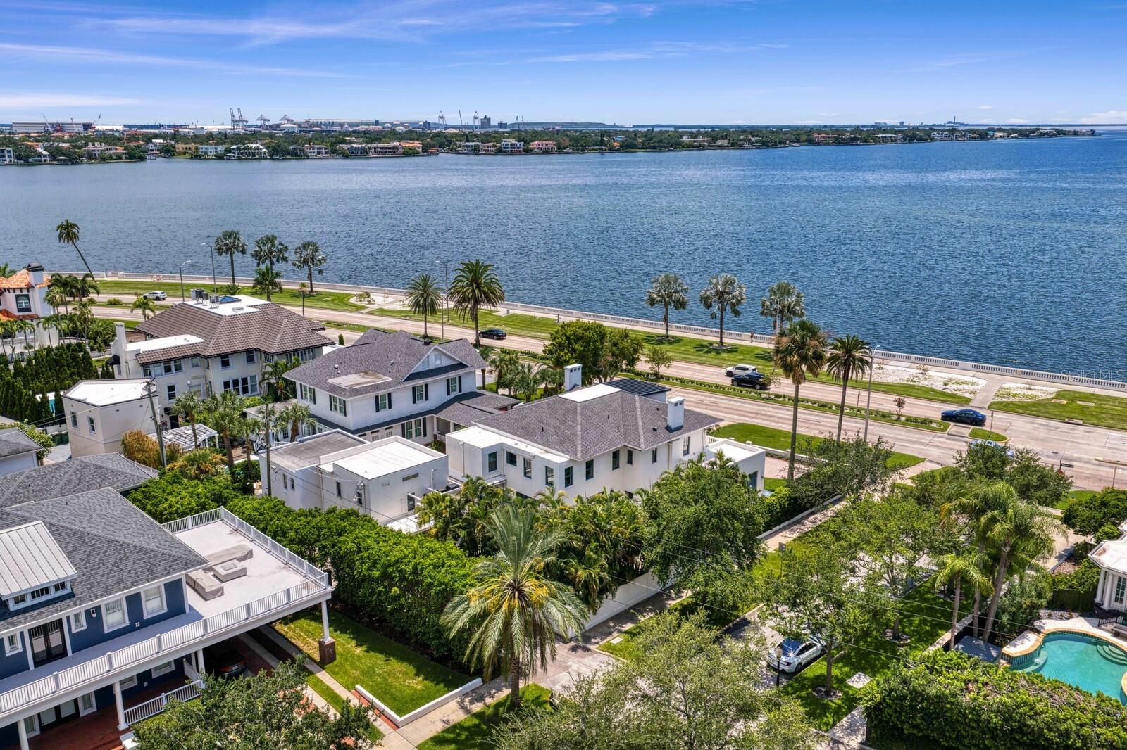 907 Bayshore, Tampa, FL 33606