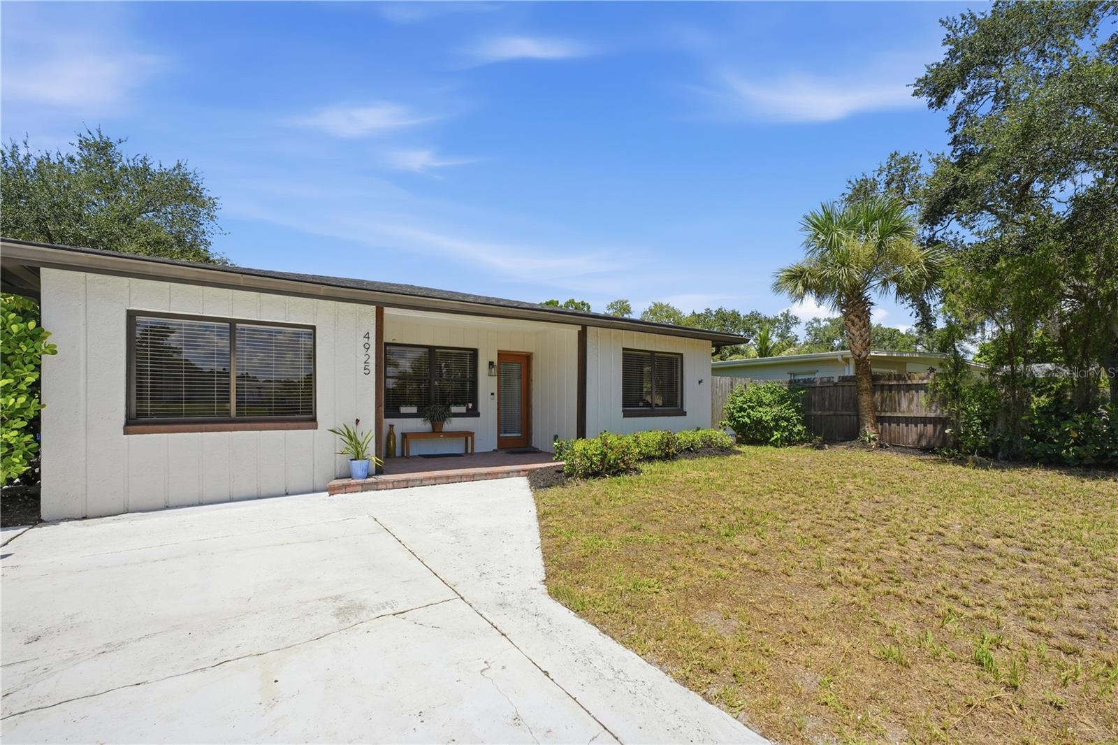 4925 Remington, Sarasota, FL 34234