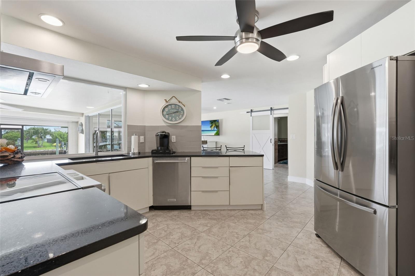 418 Avalon, Cape Coral, FL 33904
